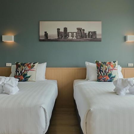 Le Lert Hotel Ratchaburi מראה חיצוני תמונה