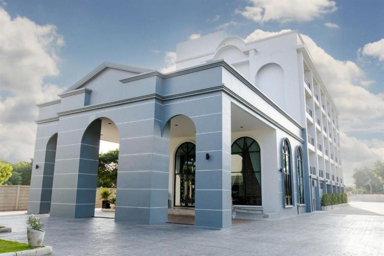 Le Lert Hotel Ratchaburi מראה חיצוני תמונה