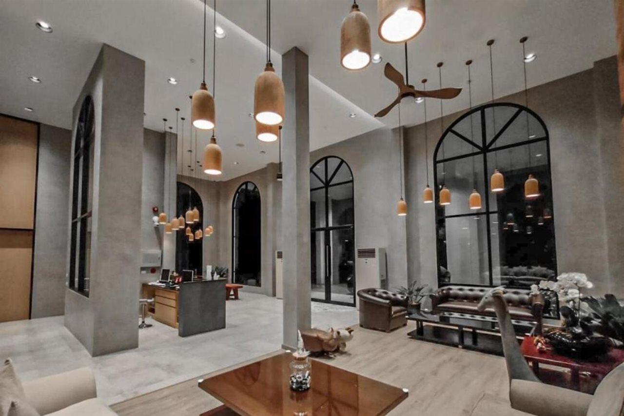 Le Lert Hotel Ratchaburi מראה חיצוני תמונה
